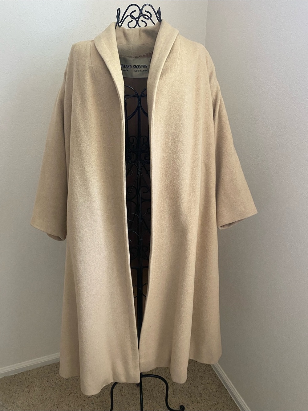 1940s Open Front Camel Cashmere Coat